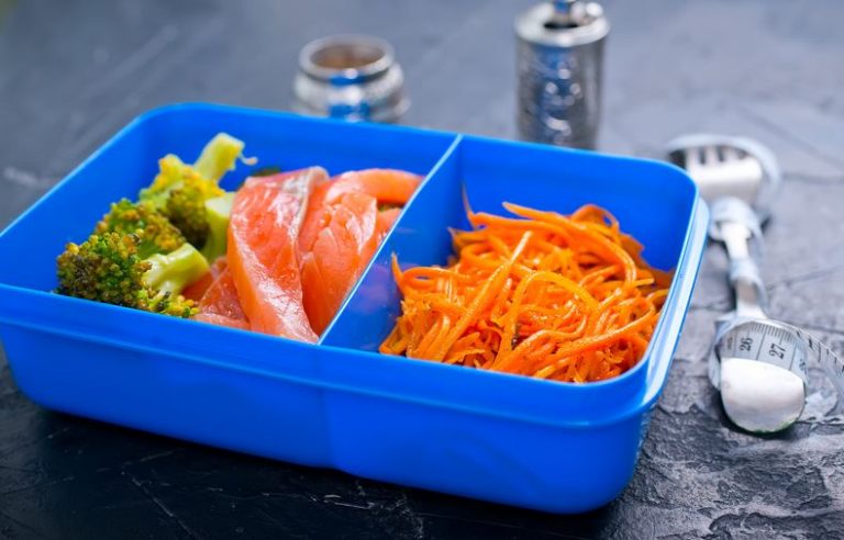 Packing Attractive Lunch Boxes For The Kids: Healthy/Nutritious Recipes And Tips