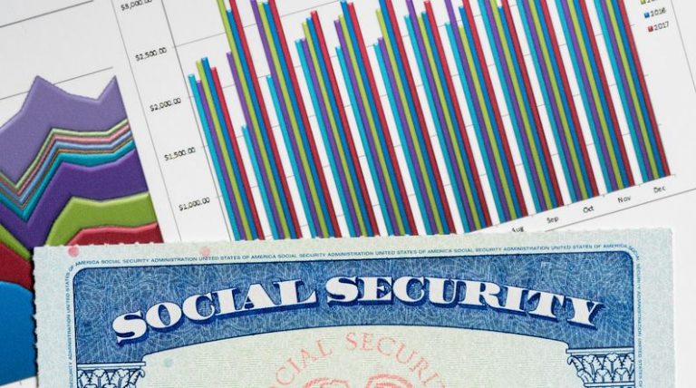 Solving Social Security: Fire The Politicians!