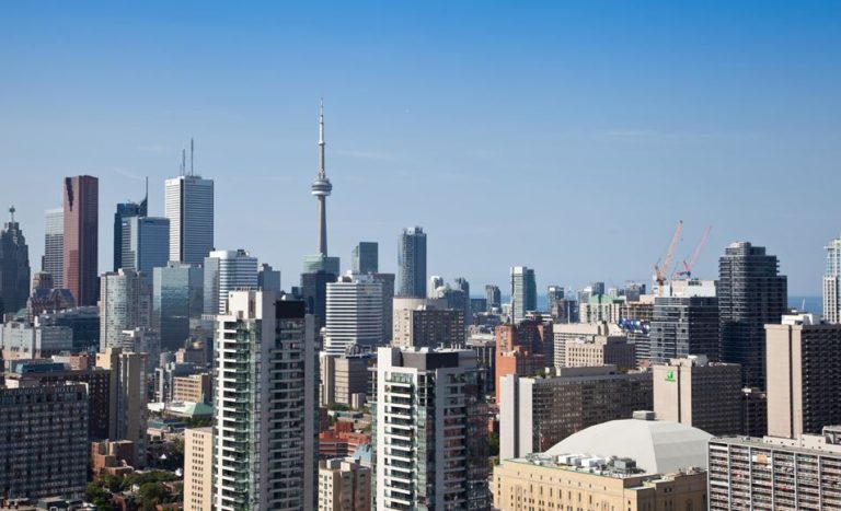 Toronto, Ontario: Where Culture, Cuisine, and Fun Collide!